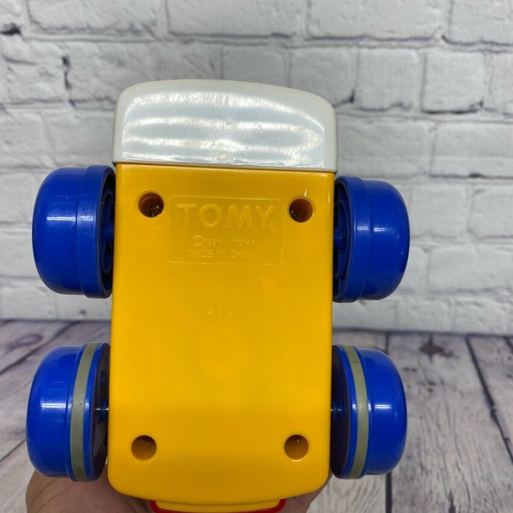 Vintage Train Car Engine 1991 TOMY Push n' Go Toy 90s Toy RARE - Picture 5 of 10